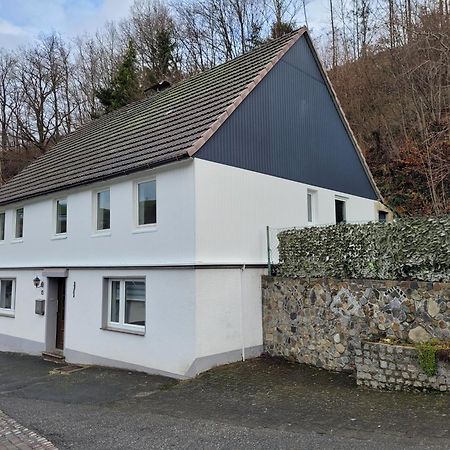 Familyhome Lopora Medebach Exterior photo